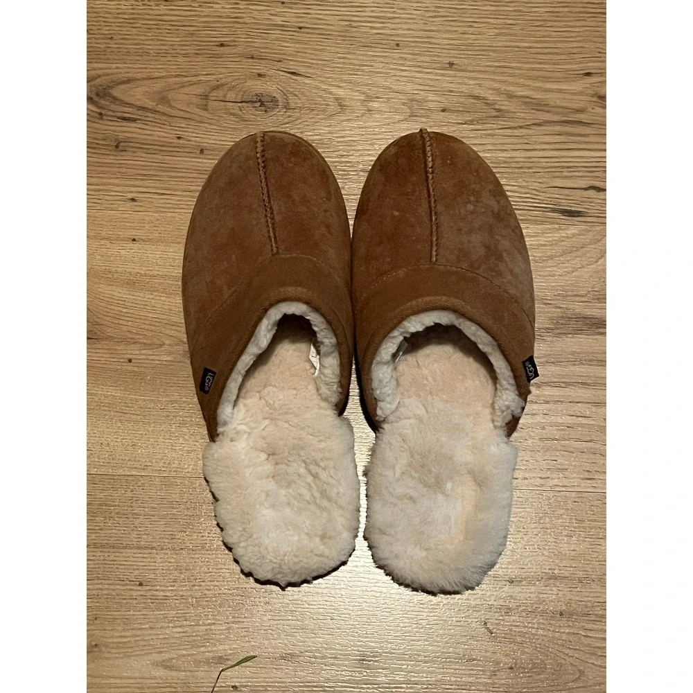 UGG Scuff Slipper Mens 12 Brown Suede Sheepskin Lining House Shoes Slip On Warm